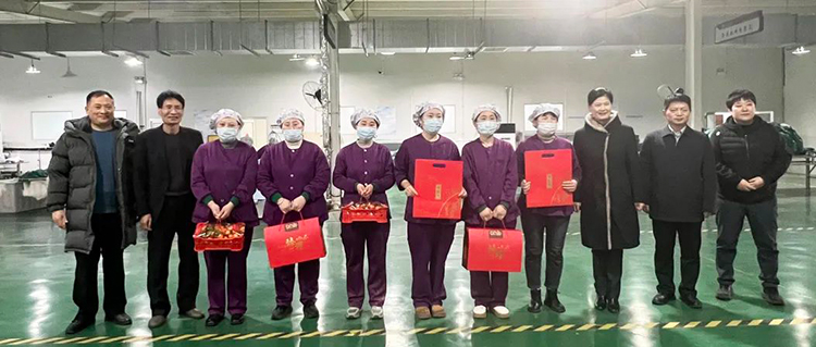 情暖新春 | 國(guó)濟(jì)醫(yī)療至尚領(lǐng)開(kāi)展“冬送溫暖”慰問(wèn)活動(dòng)